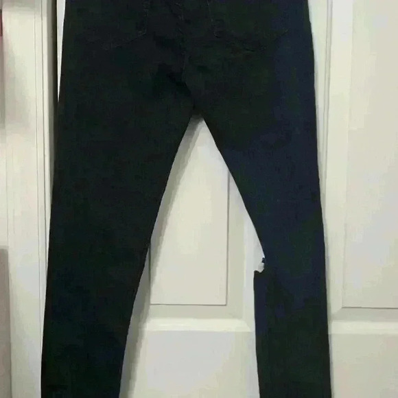 Free People Distressed Black Skinny Jeans Size 26 - Picture 3 of 5